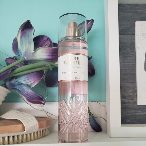 Pure Wonder - Bath & Body works - Picture 2 of 5